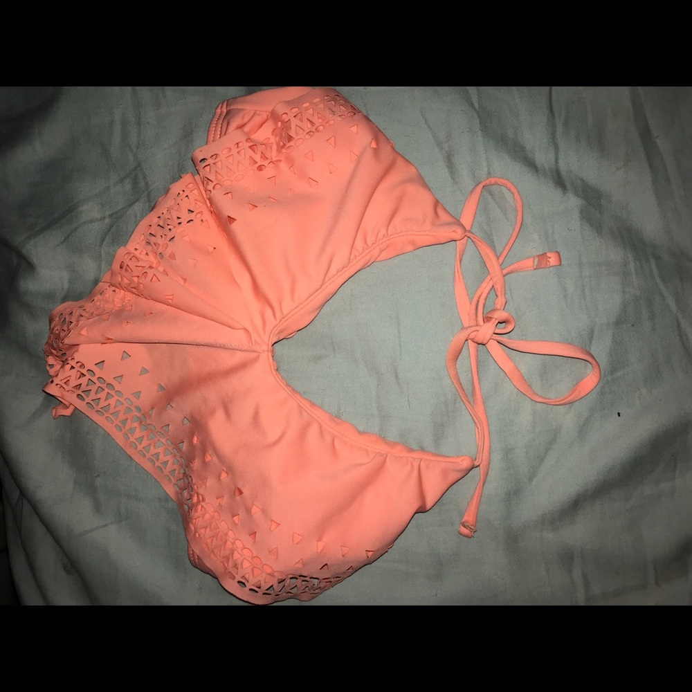 Super cute swimsuit top. Never worn before!